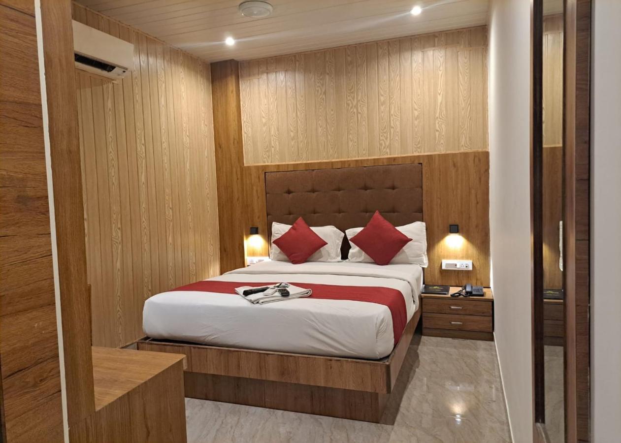 Gateway Star 2* Bombay
